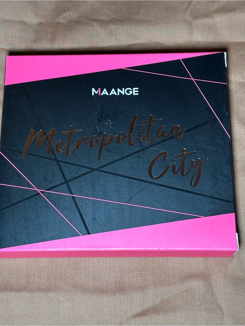 MAANGE Metropolitan City Eyeshadow Palette - Pink & Black